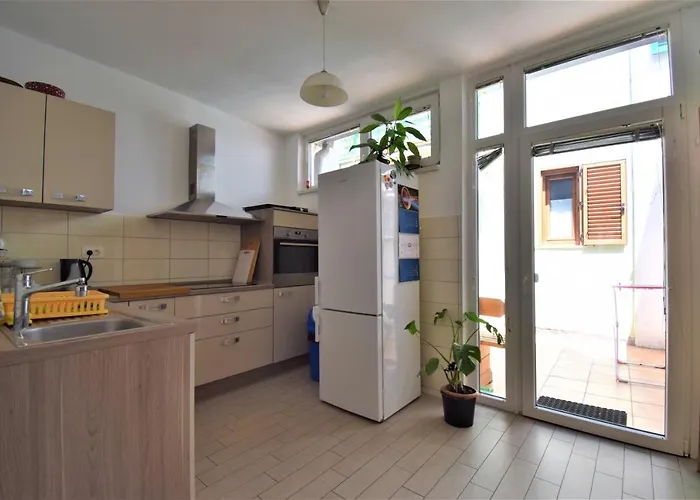 アパート Adem コペル