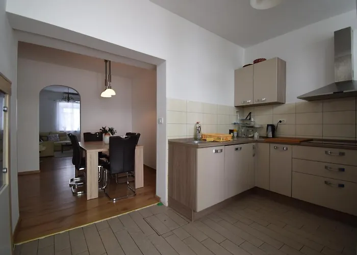 アパート Adem コペル